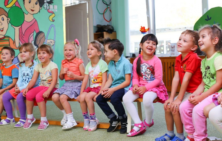 Ergonomisches Arbeiten im Kindergarten