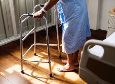 professionelle-pflege-im-demografischen-wandel