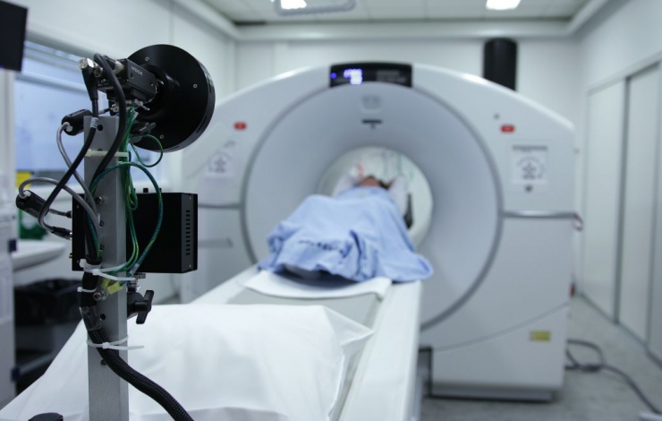 Eine CE-Kennzeichnung bei Medizinprodukten ist Pflicht. Nur bei individuell auf den Patienten zugeschnittenen Sonderanfertigungen gilt das nicht.