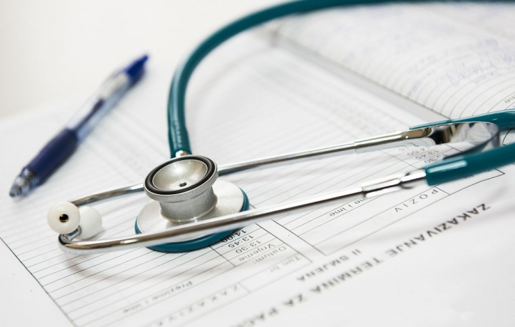 Ultraschall, Röntgengeräte, Patientenliegen,… in Arztpraxen kommen verschiedenste elektrische Geräte zum Einsatz. Eine regelmäßige Überprüfung auf Funktionstüchtigkeit ist da unerlässlich.